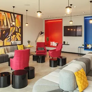 - The Niu, Form Feuerbach By Ihg Otel